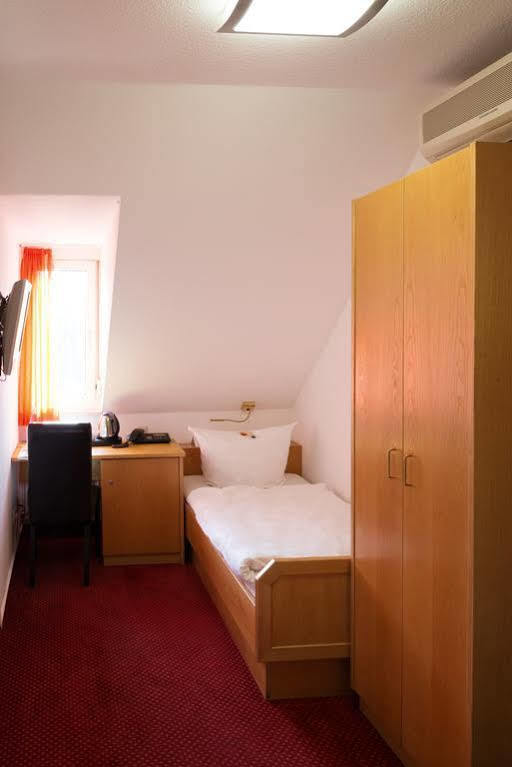 Hotel Bilger Eck Констанц Экстерьер фото