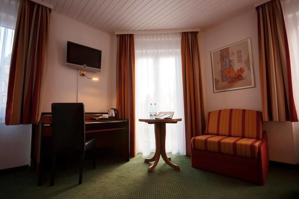 Hotel Bilger Eck Констанц Экстерьер фото